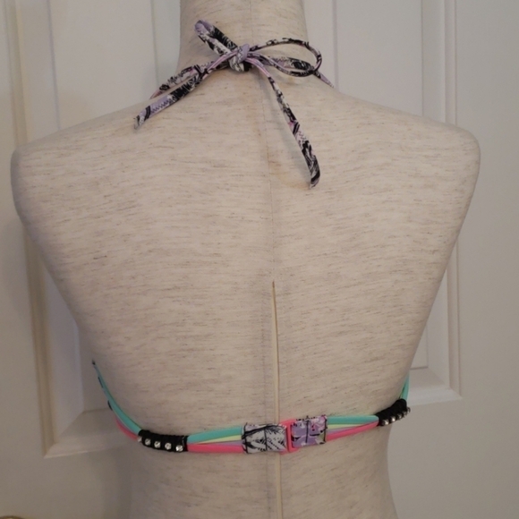 Victoria's Secret Floral Bikini Top only - Picture 8 of 16